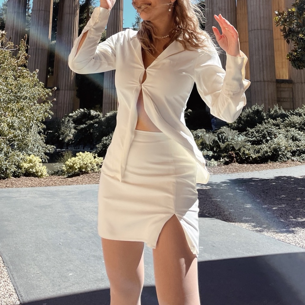 Abercrombie Mini Skirt (Cream, XS)